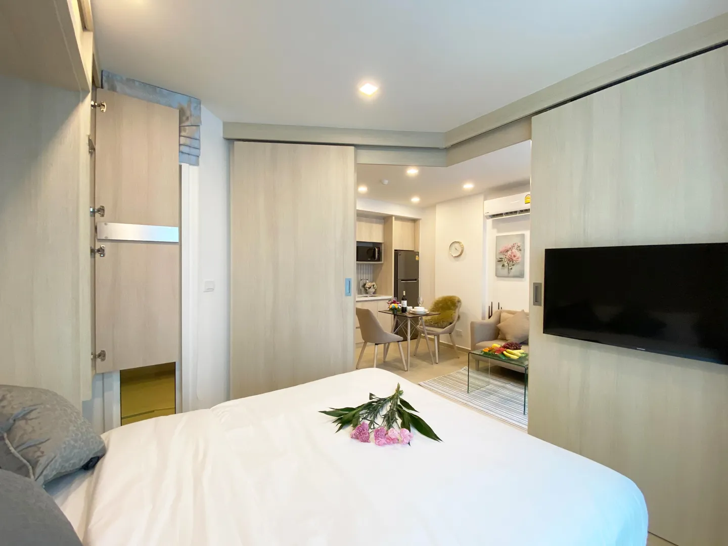 Olympus City Garden 1-Bedroom