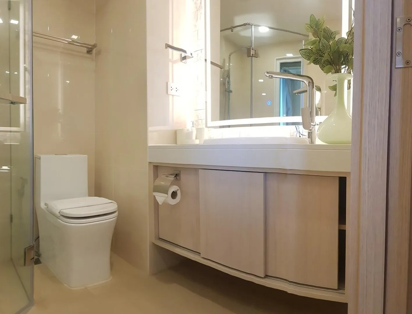 Olympus City Garden 2-Bedroom